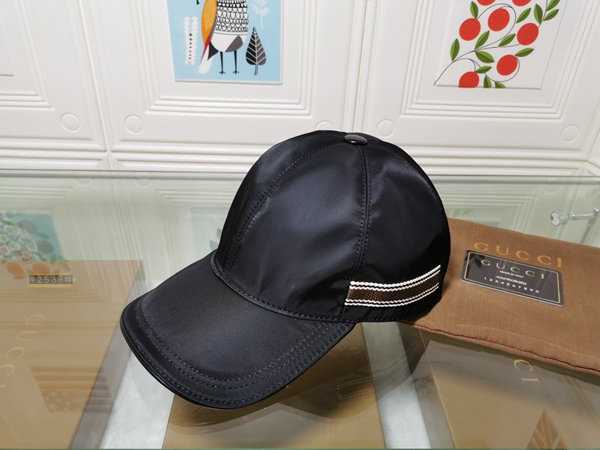 ブランド帽子正面デザイン